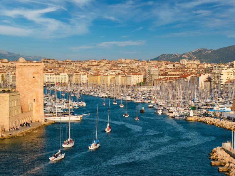 Avantage Domiciliation Entreprise à Marseille : une ville dynamique